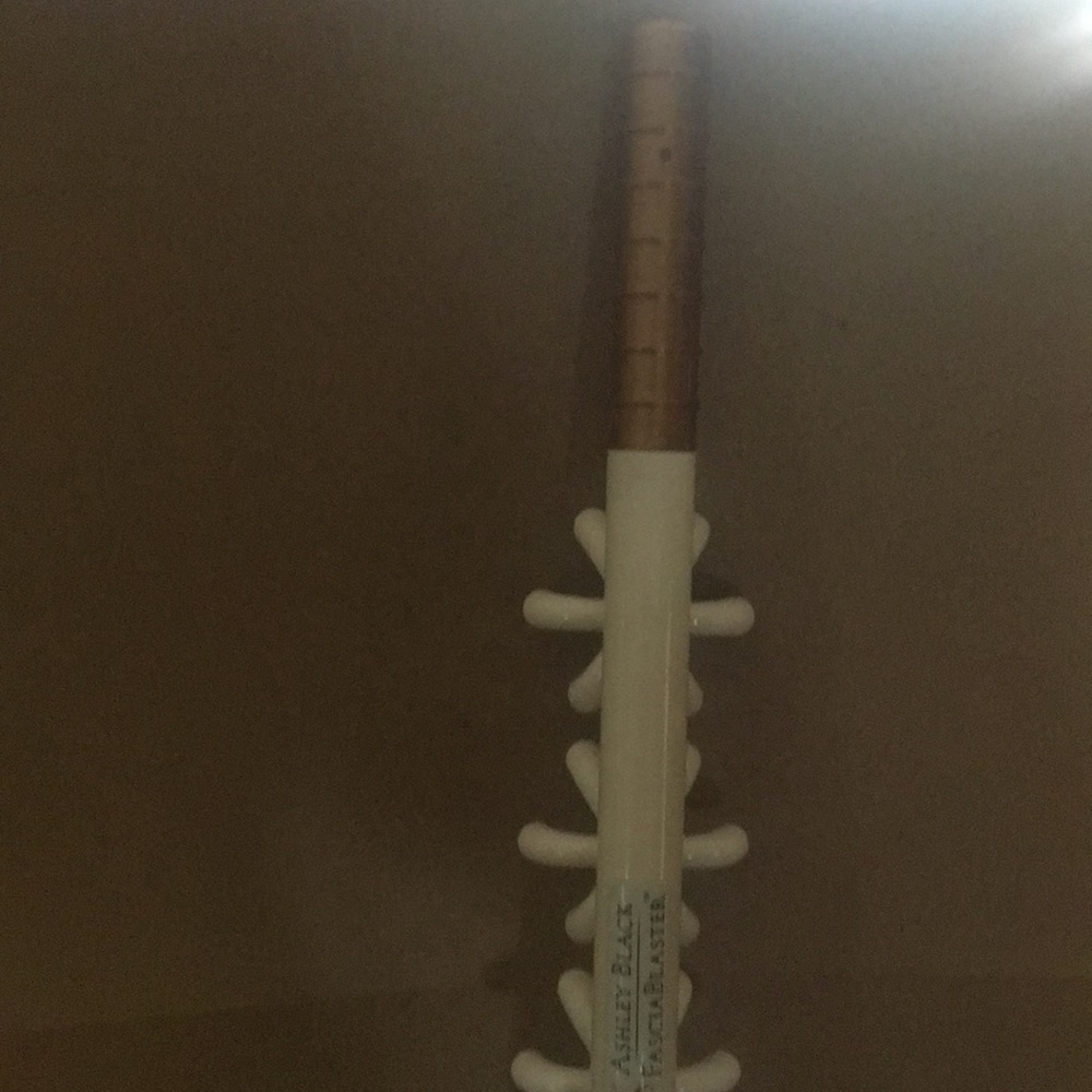 Ashley Black Fascia Blaster